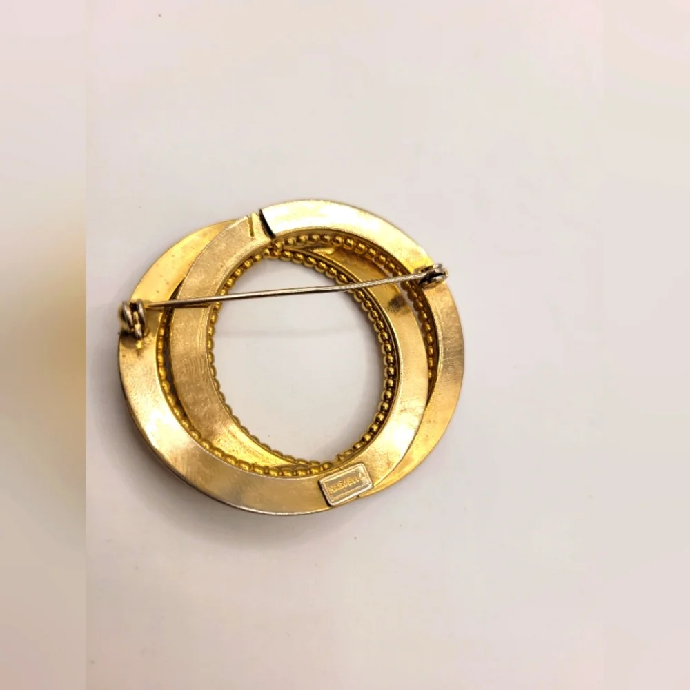 Marvella Circle Gold Tone Vintage Brooch